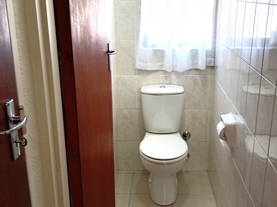 4 Bedroom Property for Sale in Edgemead Western Cape